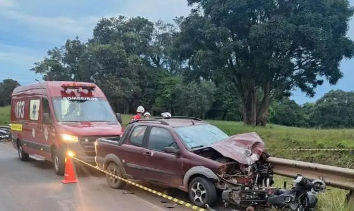 Veiculo invade a contra mão e mata motociclista na SC-283 